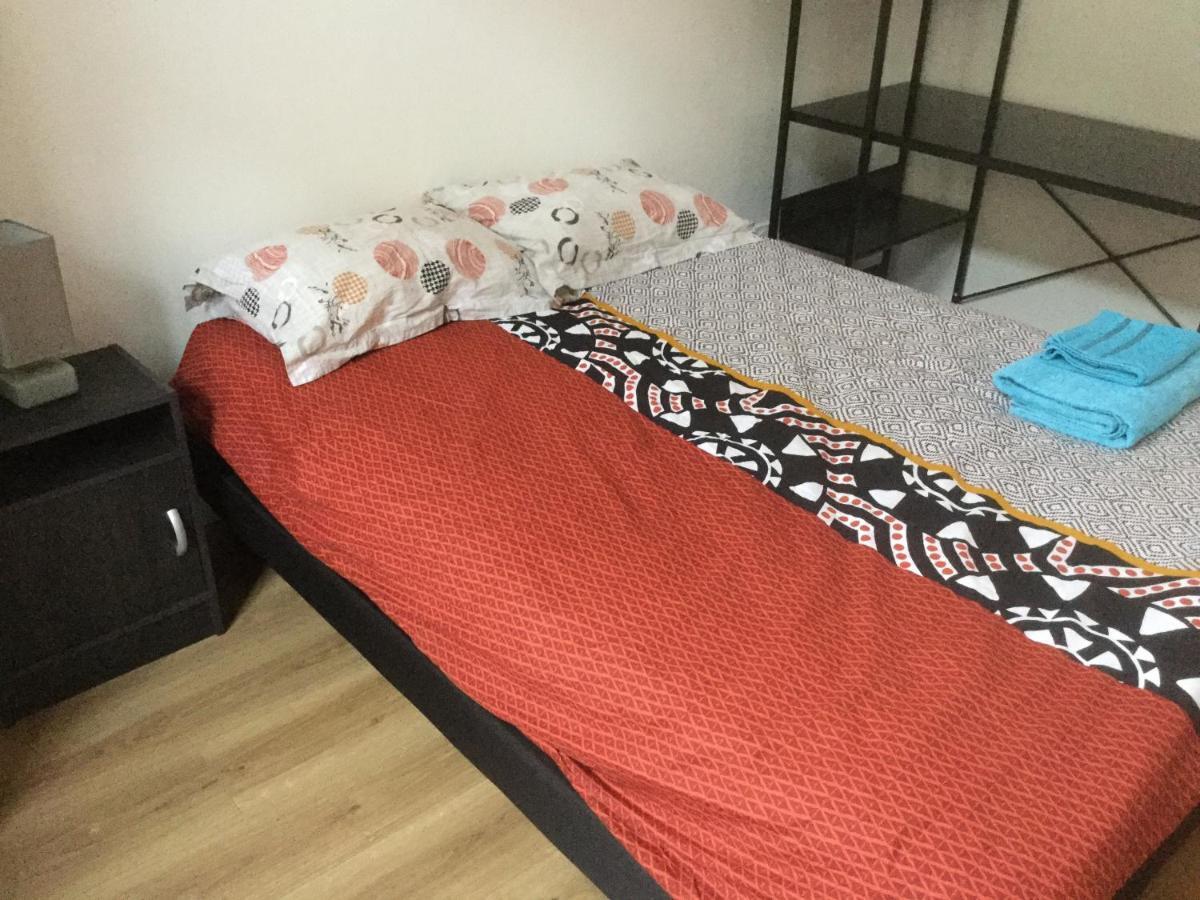 3 Chambres En Lit Double, 6 Personnes, Dans Appartement Entierement Renove, 70 M2 , Wifi,Climatisation, Tres Calme , Tout Equipe,Lit Bebe Clermont-Ferrand Dış mekan fotoğraf